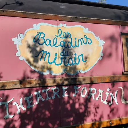 Panzió Jardin Reveur La Roulotte Des Baladins *